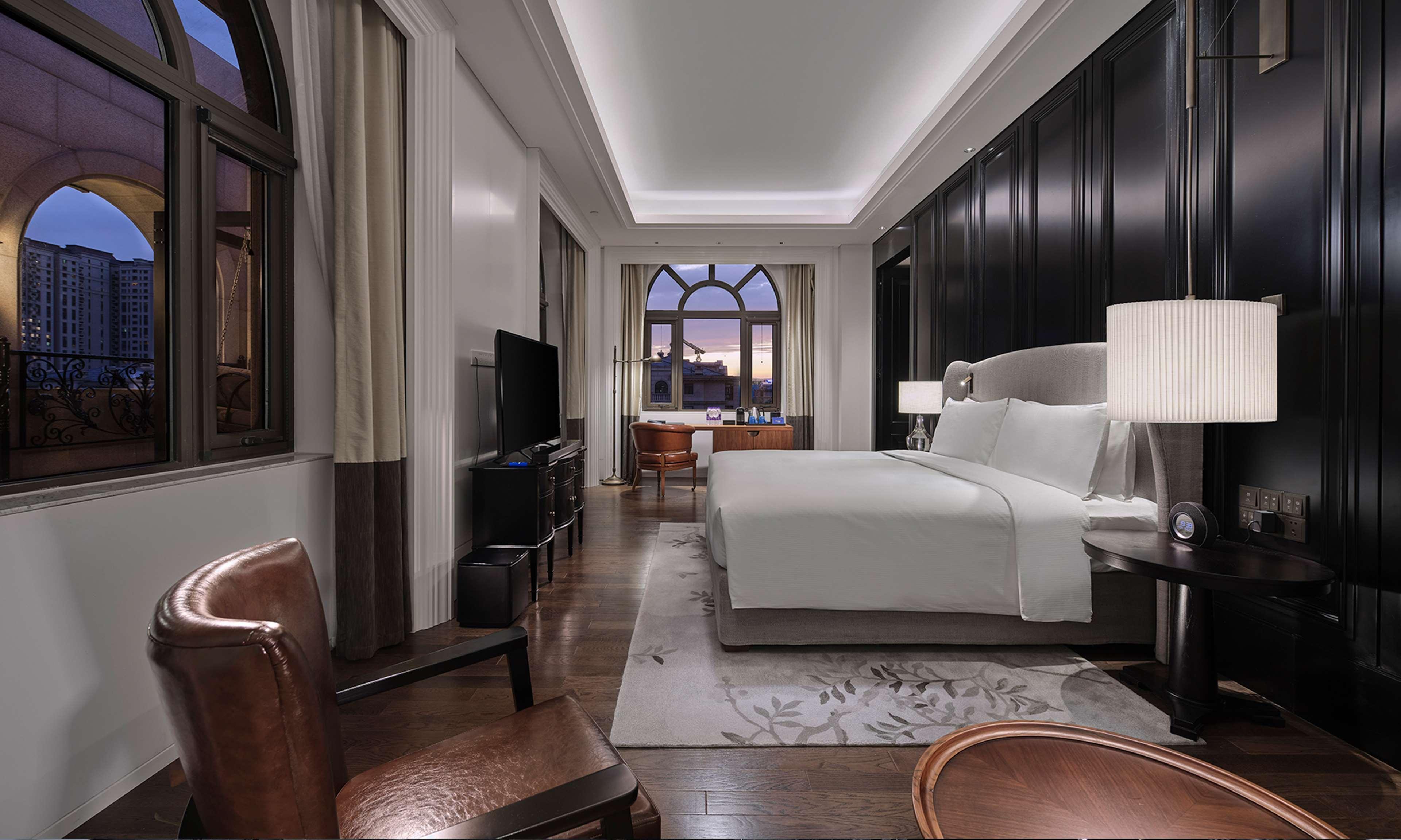 Hilton Beijing Daxing Hotel Exterior photo